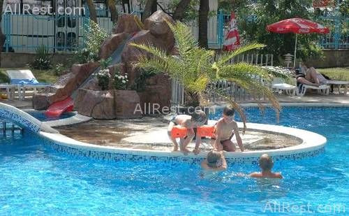 Perla Plaza Hotel 2